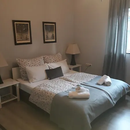 Δωμάτια σε οικογενειακή κατοικία Flat In Varna, Location, Close To Βάρνα