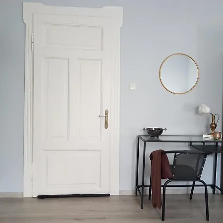 Flat In Varna, Location, Close To Habitación en casa particular