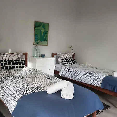 Habitación en casa particular Flat In Varna, Location, Close To Varna